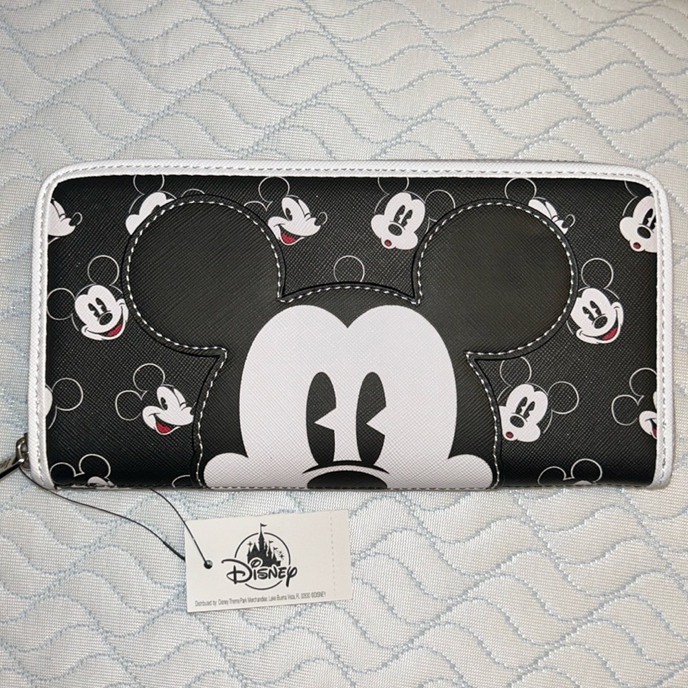 NWT Disney Loungefly Mickey Wallet - Picture 1 of 12